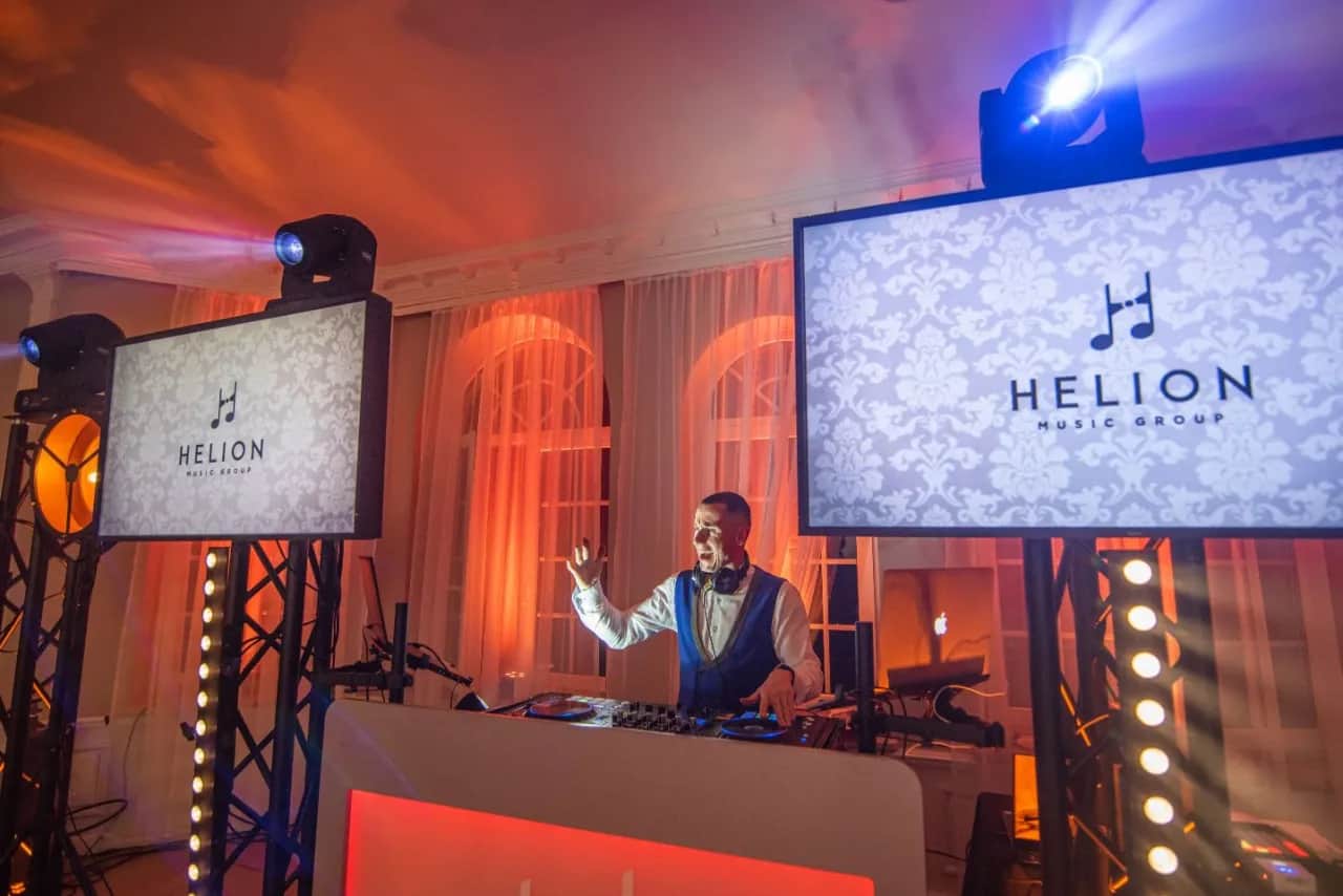 Ile kosztuje DJ na wesele? Sprawdź ceny i widełki 2024