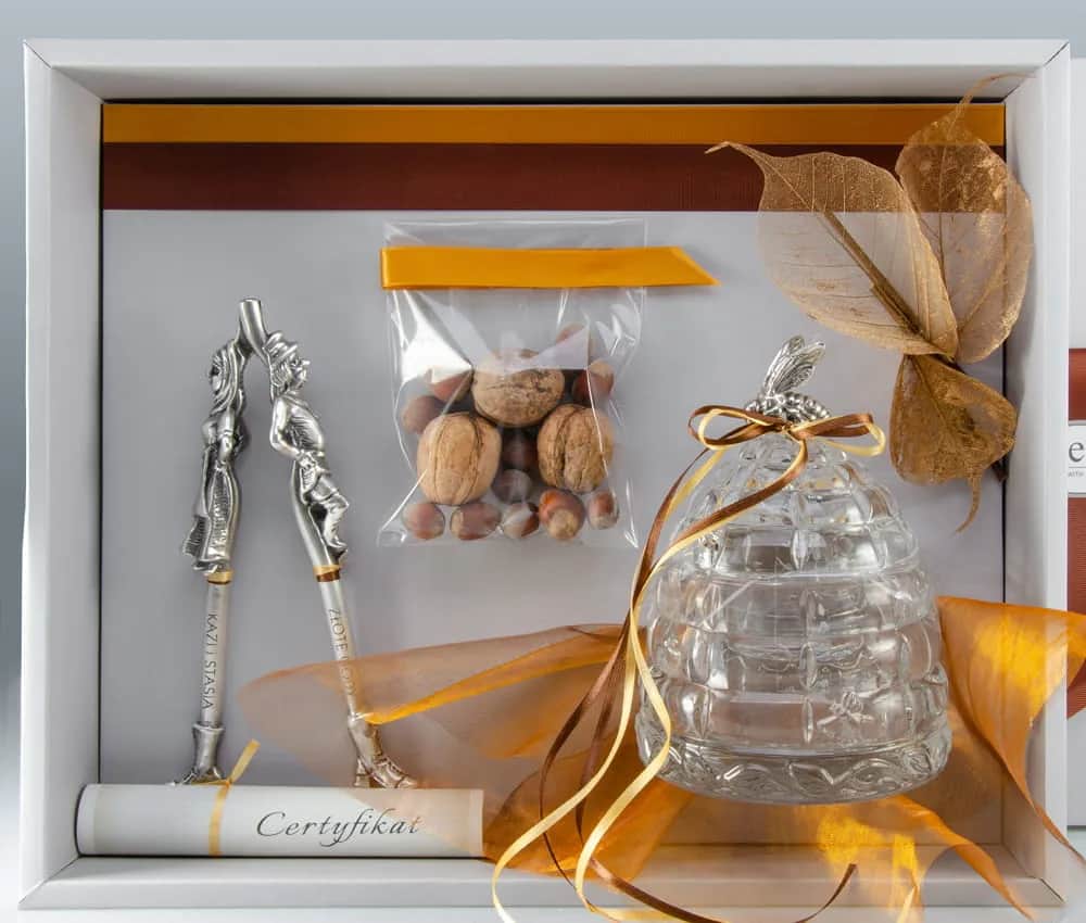 Idealny prezent na rocznicę ślubu? Inspiracje i pomysły